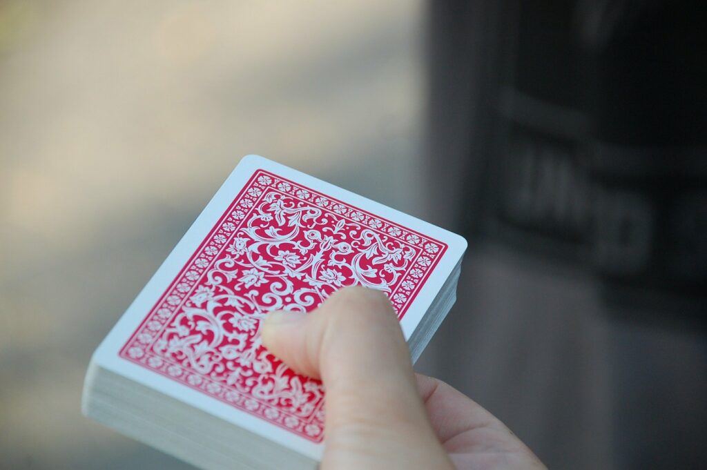 Mains au poker