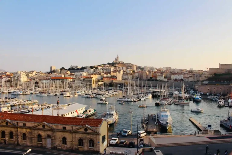 La ville de Marseille : un endroit rêvé pour vivre favorablement