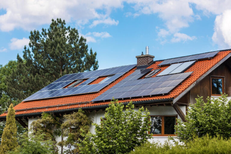 10 raisons pour lesquelles les panneaux solaires sont un excellent investissement pour votre maison