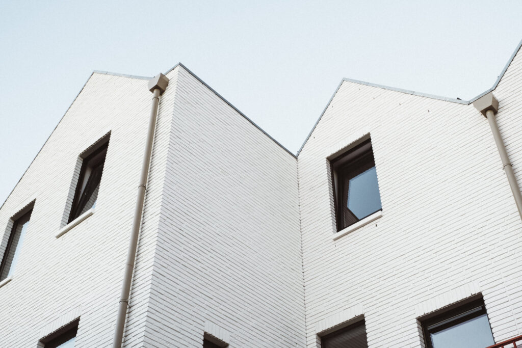 Choix de matériaux et techniques d'isolation : Guide pour sélectionner les meilleures options pour votre habitation